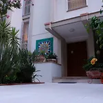 Suite Inn 萨莱诺