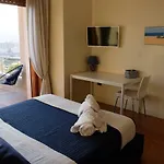 Suite Inn 住宿加早餐酒店