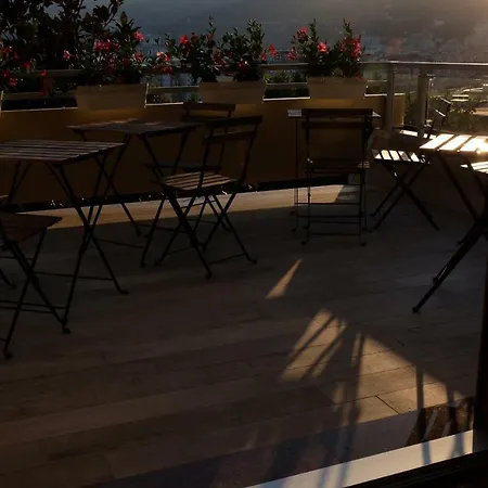 Suite Inn 萨莱诺