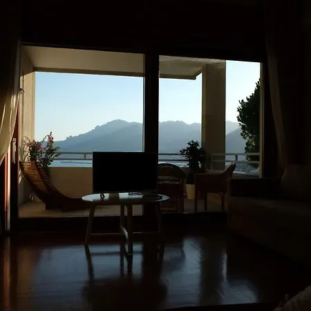 Suite Inn Couette-café 3*